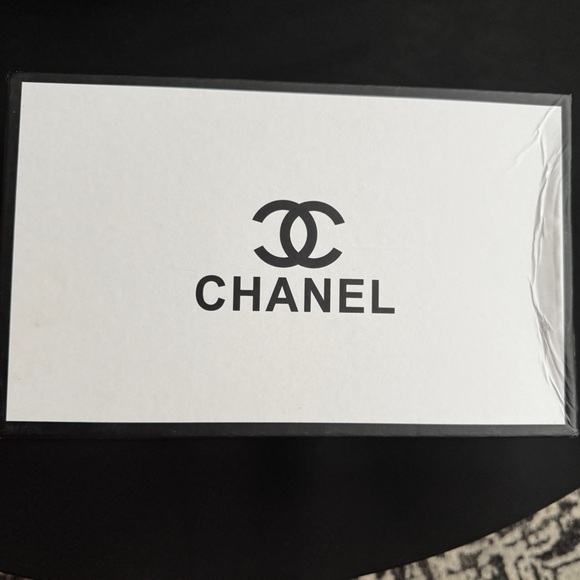 CC Black and Gold Cap-Toe Flats - Picture 9 of 9